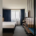 Ibis Styles Airport 3*