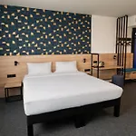 Hotel Ibis Styles Airport