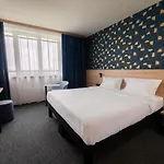 Ibis Styles Airport Hotel