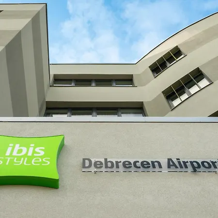 Ibis Styles Airport 3*