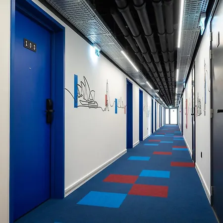 ホテル Ibis Styles Airport デブレツェン