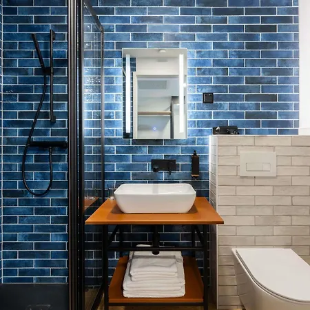 ホテル Ibis Styles Airport 3*