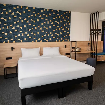 ホテル Ibis Styles Airport