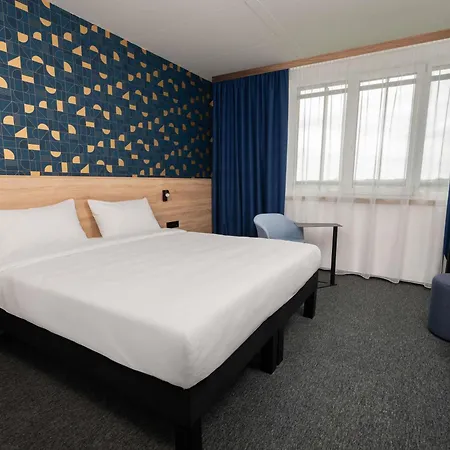 Ibis Styles Airport 3*