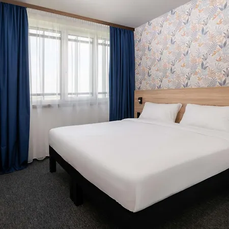 Ibis Styles Airport ホテル デブレツェン