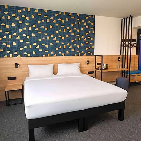 Ibis Styles Airport Hotel