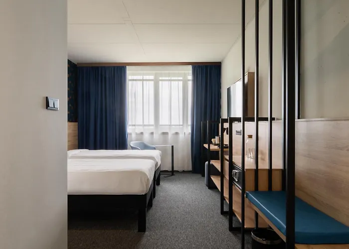 Ibis Styles Airport 3*
