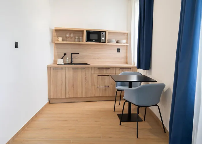 Ibis Styles Airport 3*