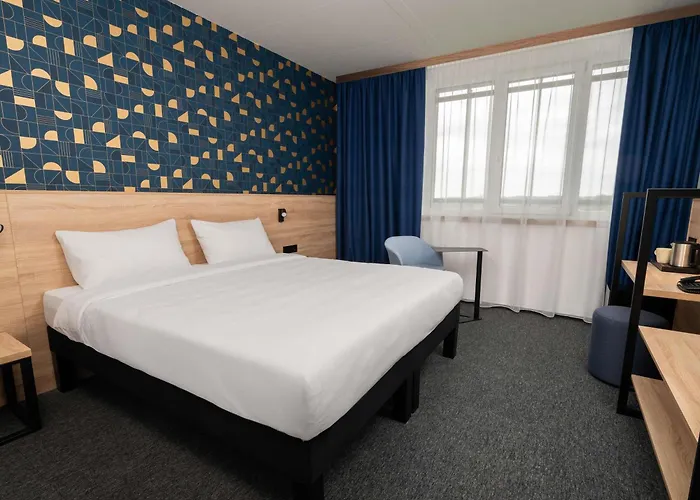 Ibis Styles Airport 3*