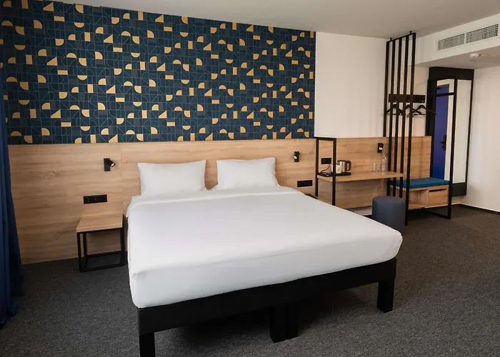 Ibis Styles Airport Hotel